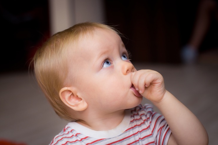 how to prevent crooked teeth टेढ़े-मेढ़े दांत